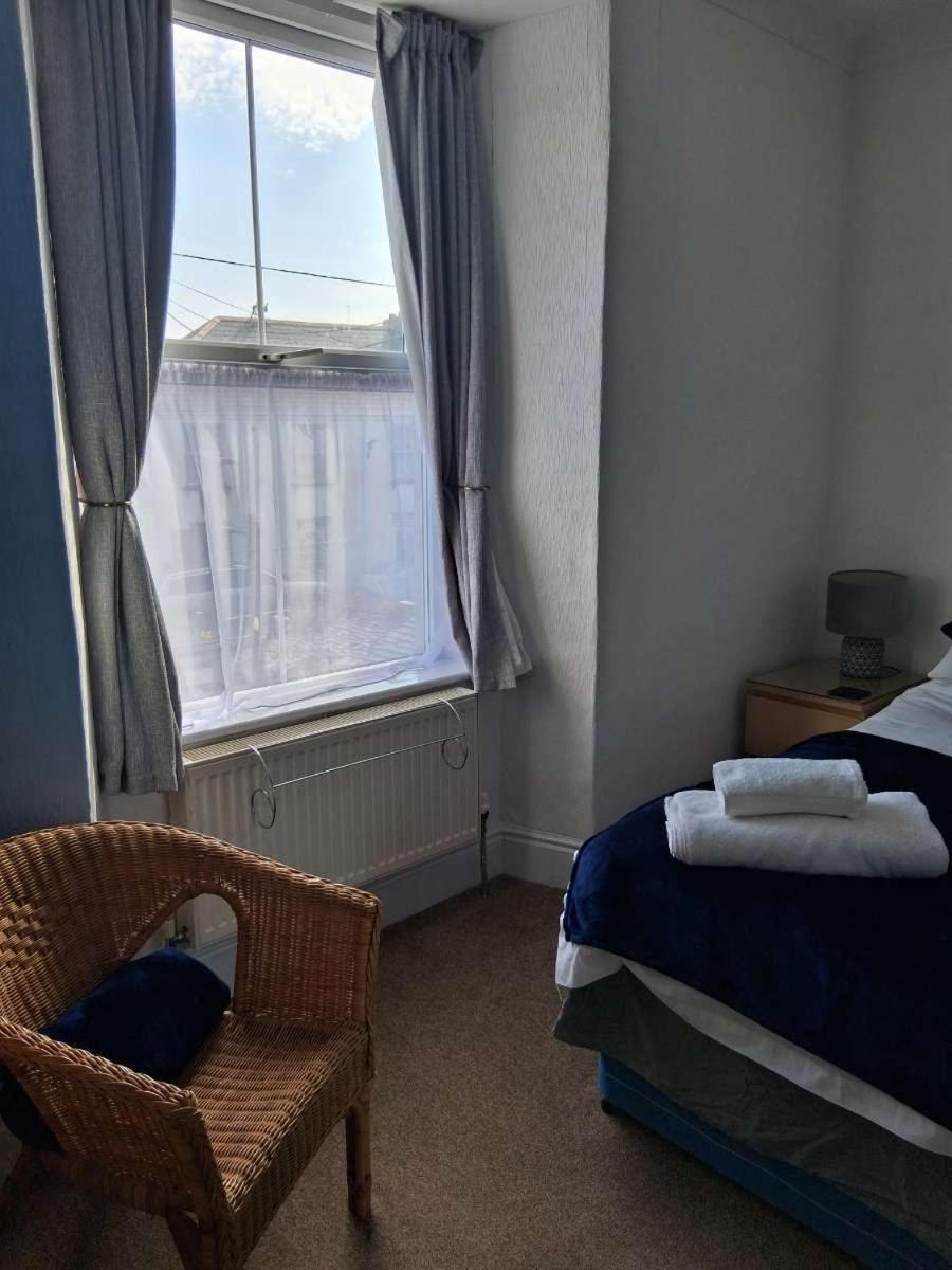 The Mounts Bay Inn Мулліон Екстер'єр фото